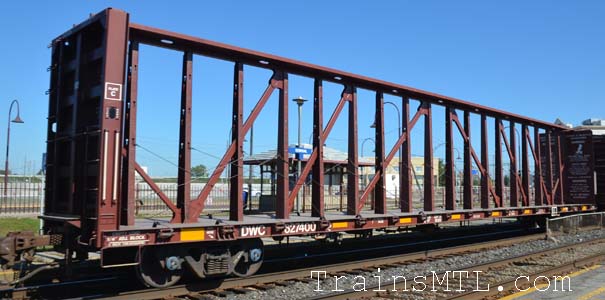 Car/wagon DWC627400 left side / coté gauche